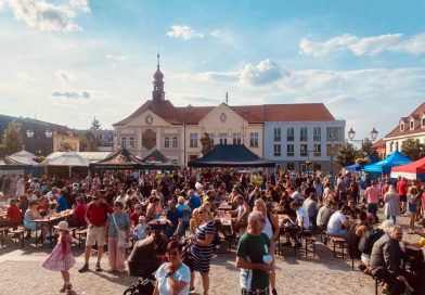 Léto na maximum. Přehled koncertů na náměstí v Brandýse nad Labem 