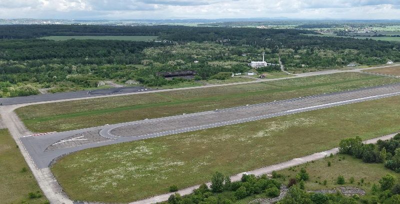 Středočeský kraj vypůjčil část letiště v Milovicích spolku Royal Rangers
