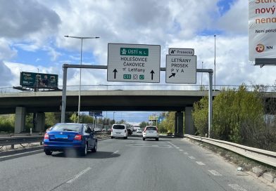 Při opravě Kbelské bude vjezd do pražské Vinoře regulován závorou