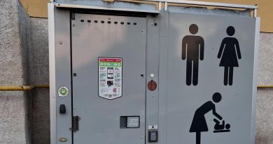 Podniky s veřejnými toaletami. Město chce za příspěvek vyřešit nedostatek WC Podniky s veřejnými toaletami. Město chce za příspěvek vyřešit nedostatek WC