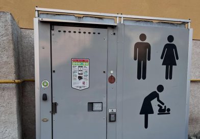 Podniky s veřejnými toaletami. Město chce za příspěvek vyřešit nedostatek WC
