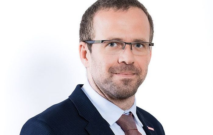 Starosta, náměstek a nově i senátor. Rezignuje Kašpar na funkci na kraji?