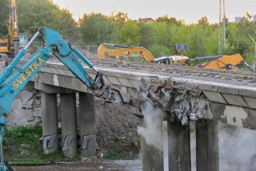 Demolice železničního mostu